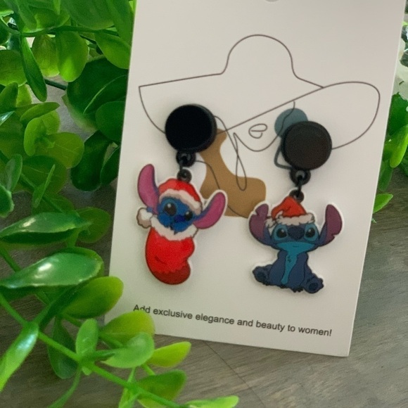 Lilo and Stitch Chris Earrings - Picture 1 of 6